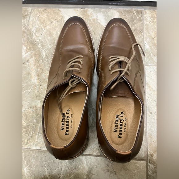 Vintage Foundry Co. Men's Cole brown leather apron-toe lace-up oxford shoes - Picture 2 of 7
